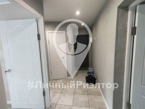 2-к квартира, 5/5 эт., 47м²