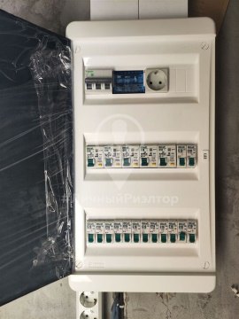 Дом 131м², участок 10 сот.