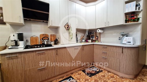 4-к квартира, 1/4 эт., 120м²