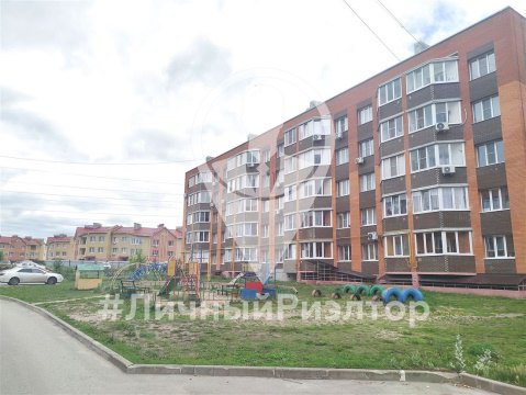 2-к квартира, 5/5 эт., 54м²