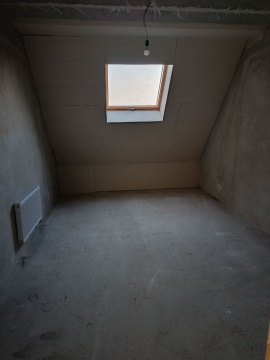 2-к квартира, 3/3 эт., 57м²