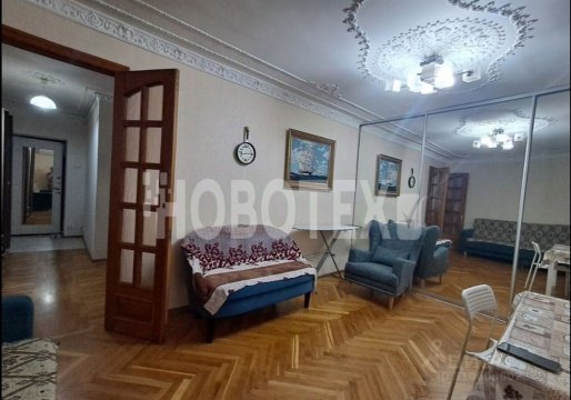 3-к квартира, 1/3 эт., 66м²
