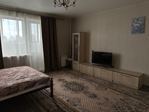 1-к квартира, 16/17 эт., 40м²