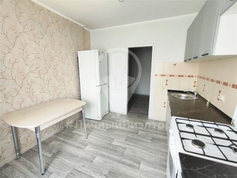 1-к квартира, 4/5 эт., 41м²