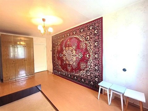 2-к квартира, 5/5 эт., 43м²