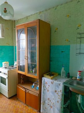 2-к квартира, 4/5 эт., 50м²