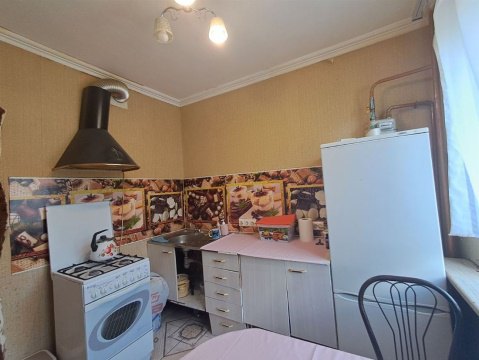 2-к квартира, 3/9 эт., 67м²