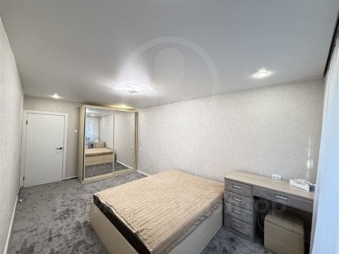 2-к квартира, 5/5 эт., 48м²