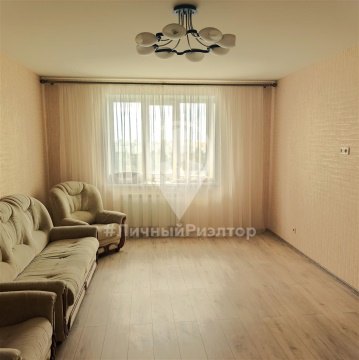 2-к квартира, 10/10 эт., 65м²