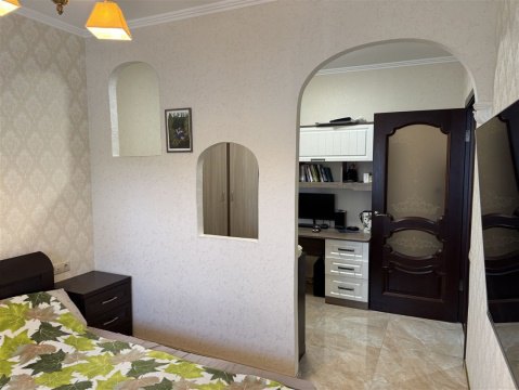 1-к квартира, 5/14 эт., 41м²