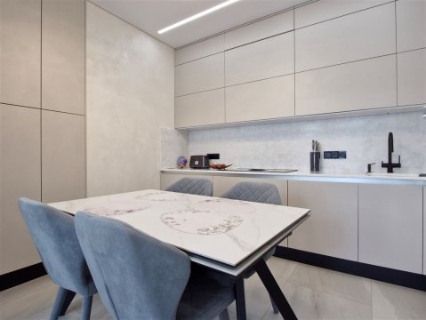 3-к квартира, 4/9 эт., 93м²