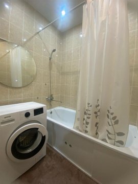 2-к квартира, 3/12 эт., 55м²