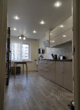 2-к квартира, 5/10 эт., 64м²