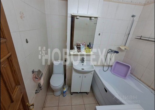 3-к квартира, 1/3 эт., 66м²