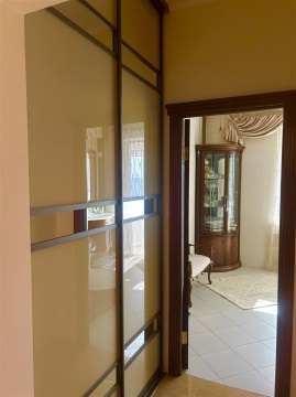 3-к квартира, 6/10 эт., 141м²