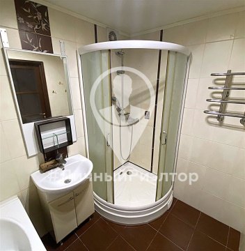 3-к квартира, 8/10 эт., 107м²