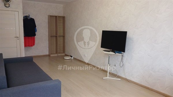 1-к квартира, 6/23 эт., 42м²