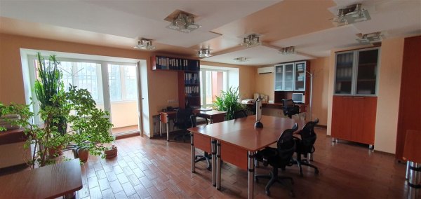 3-к квартира, 1/10 эт., 119м²