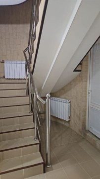 Дом 310м², участок 11 сот.
