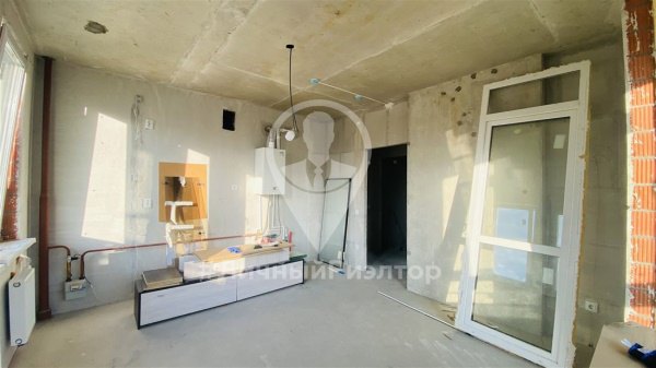 2-к квартира, 8/25 эт., 58м²