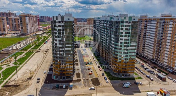 2-к квартира, 12/17 эт., 52м²