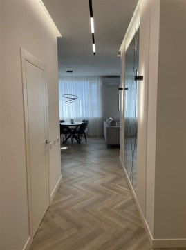 2-к квартира, 20/37 эт., 62м²
