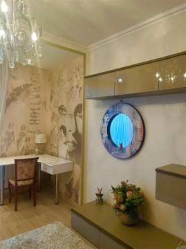 3-к квартира, 6/10 эт., 141м²