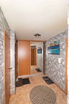 2-к квартира, 5/5 эт., 44м²