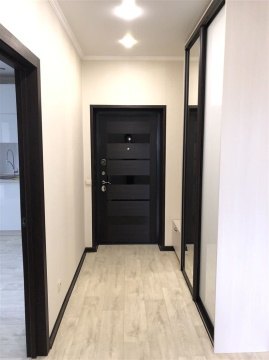2-к квартира, 9/9 эт., 63м²