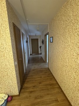 3-к квартира, 3/17 эт., 90м²