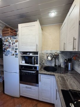 2-к квартира, 1/5 эт., 62м²