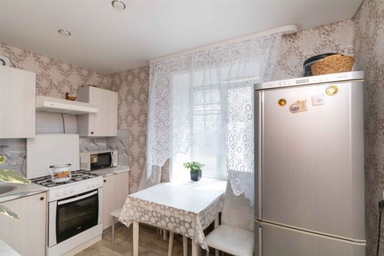 2-к квартира, 5/5 эт., 44м²