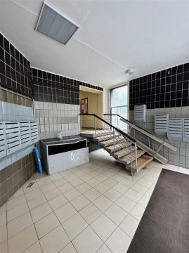 2-к квартира, 4/14 эт., 52м²